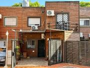 DUPLEX EN VENTA 2 DORMITORIOS Y COCHERA