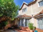 DUPLEX EN VENTA 3 AMBIENTES EN ADROGUE