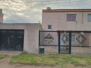Dúplex en venta de 2 dormitorios c/ cochera en 1810