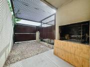 Dúplex en venta de 2 dormitorios c/ cochera en Santa...