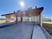 Dúplex en venta de 3 dormitorios en B° Distrito Sur