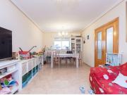 Dúplex en Venta en Almería: 4 Dormitorios, Garaje y...