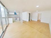 Dúplex en venta en Barcelona, Roquetes. Dúplex.