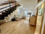 Dúplex en venta en calle Gran Via de Les Corts...