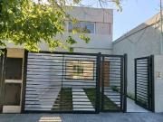 Duplex en venta en Castelar Sur