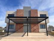 Duplex en Venta en Distrito Sur. 3 dormitorios, 3 baños,...