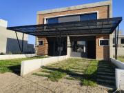Dúplex en venta en Docta Avenida 3, 3 dormitorios, 2 baños