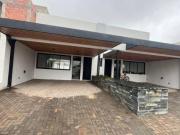 Dúplex en Venta en La Luisita. 3 dormitorios, 3 baños,...