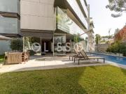 Dúplex en venta en Madrid, Conde Orgaz Piovera. Dúplex...