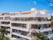 Dúplex en venta en Marbella, Guadalmina Alta. Breeze is...