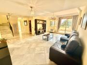 Dúplex en venta en Marbella, Puerto Banús. Dúplex en...