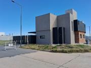 Duplex en Venta en San Ignacio Village. 3 dormitorios