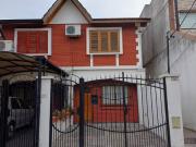 Duplex en venta en Villa Luzuriaga
