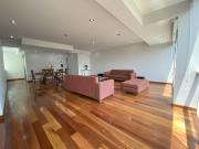 Espacio, Estilo y Ubicación! Amplio Dúplex en Venta en... Espacio, Estilo y Ubicación! Amplio Dúplex en Venta en...