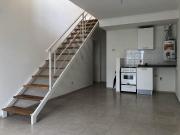Duplex en venta y alquiler en Rosario Necochea al 1700