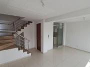 ¡Dúplex en zona residencial de Comas!
