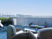 Duplex familial en dernier étage avec terrasses, garage...