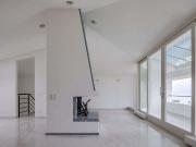 Duplex for rent in Melide with sea views and large balcony