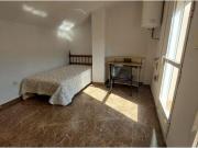 ? Dúplex ideal para compartir – 5 habitaciones junto a...