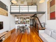 Duplex Jardim América 1 Suíte 82m². 2 Grs