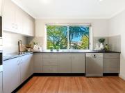 Duplex Living with Space, Style, Three 3 Double Bedrooms...
