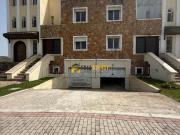 Duplex lumineux 4 chambres a vendre