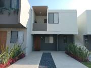 DUPLEX NUEVOS EN CD MESETA, PLANTA BAJA Y ALTA