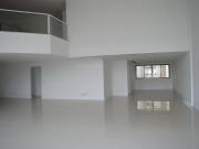 Duplex para venda possui 430 metros quadrados com 5...