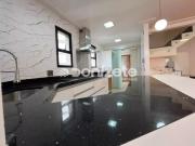 Duplex para venda tem 150 metros quadrados com 2 quartos...