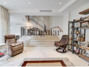 Dúplex reformado con gran terraza en Galvany