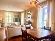 Duplex rénové de 4 chambres avec 2 salles de bain et balcon