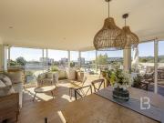 Duplex rénové – Dernier étage avec vue mer panoramique