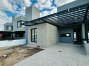 Duplex San Igacio Village Posesion Inmediata Ubc. Central !