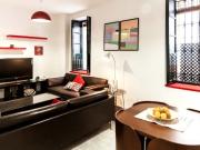 DÚPLEX SINGULAR JUNTO A LA PLAZA DEL MUSEO