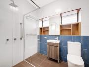 Duplex Sized, Renovated Ground Floor Apartment