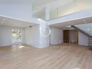 Duplex T3+1 moderno, de luxo, em rua tranquila de...