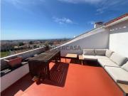 Duplex T3 em Carcavelos e Parede