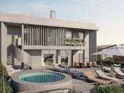 Duplex T4 de luxo à venda em Porto