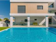 Duplex T4 com piscina, Alcochete