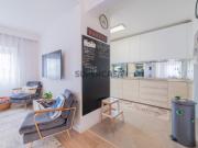 Duplex T4 Totalmente Renovado em Moradia Isolada Queijas