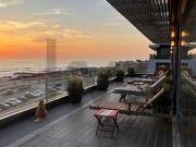Duplex T5 com Rooftop em frente à Praia