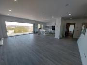 Dúplex T5 Montijo Novo com Box