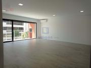 Duplex T5 no Alto dos Moinhos Montijo