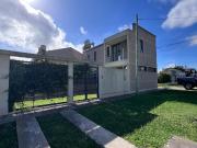 duplex tipo casa 10x20 3 dormis parque parrilla cochera