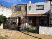 duplex tipo Casa 4 ambientes 3 dormitorios