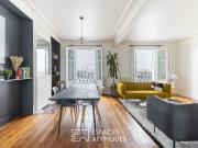 Duplex traversant avec balcon en dernier étage d'un...