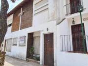 DUPLEX TRES AMBIENTES FRENTE A LA PLAZA DE LA FAMILIA A...
