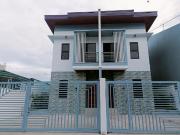 Duplex Type House and Lot for Sale in Las pinas Brandnew...