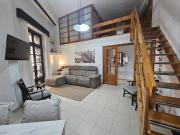Dúplex Único con Encanto Valenciano en el Corazón del...