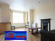 Durnsford Road, London, 1 Bedroom Flat